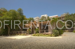 Local Comercial Av. Abraham Lincoln 958, Ofirenta
