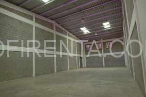 Naves Almacenes La Vereda, Ofirenta