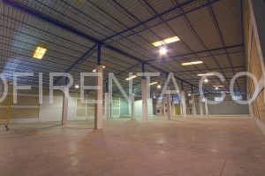 Naves Villa Aura III, Ofirenta